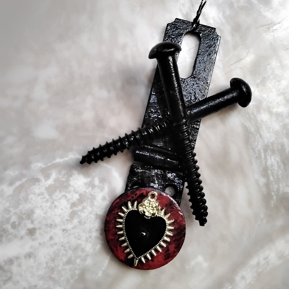 **GIFTED** Altered art hanging decor-evil eye heart - Picture 1 of 2